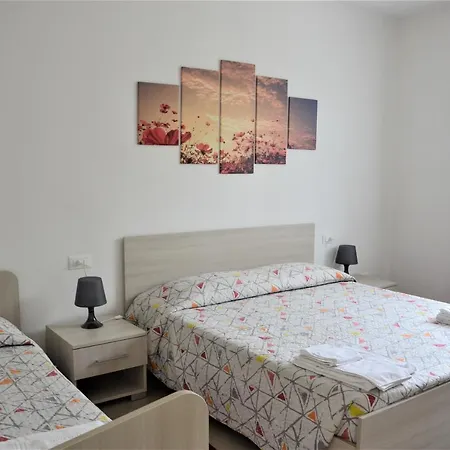 La Casa Di Pippo-bilocale Rosso Casa vacanze Albenga